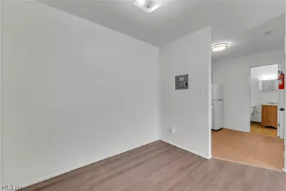 1415 Wyandotte Avenue #304, Oakwood, OH 44107 - Photo 9