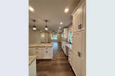 385 Thorn Way, Doylestown, OH 44230 - Photo 9