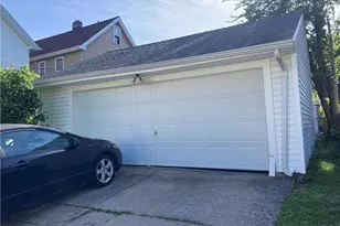 14306 Athens Ave, Oakwood, OH 44107 - Photo 3
