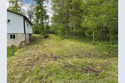 7424 Criswell Road, Fredericksburg, OH 44627 - Photo 11