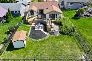 33091 Lakeshore Blvd, Eastlake, OH 44095 - Photo 5
