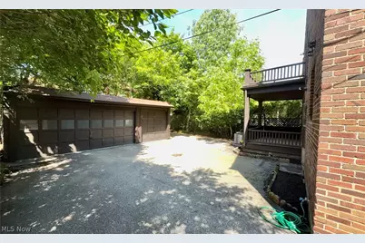 19627 Winslow Road, Huber Heights, OH 44122 - Photo 7