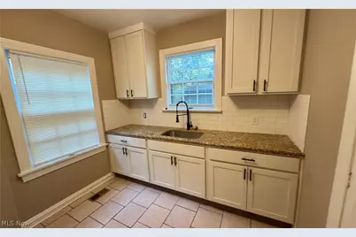 19627 Winslow Road, Huber Heights, OH 44122 - Photo 31