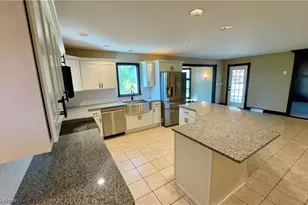 11379 Woodiebrook Rd, Chardon, OH 44024 - Photo 13