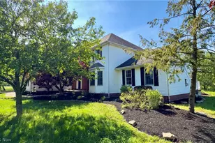 11379 Woodiebrook Rd, Chardon, OH 44024 - Photo 3