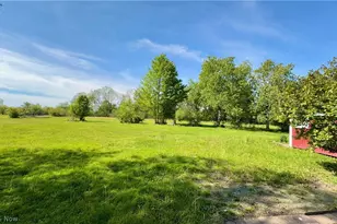 11379 Woodiebrook Rd, Chardon, OH 44024 - Photo 5