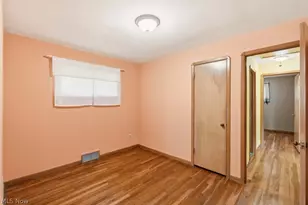 6524 Charles Rd, North Olmsted, OH 44070 - Photo 17