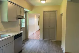 11714 Kirton Ave, Loveland, OH 44135 - Photo 15