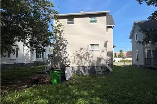 284 3rd St NW, Barberton, OH 44203 - Photo 3