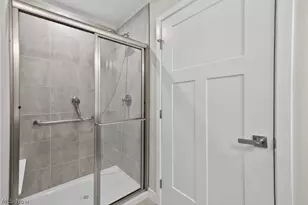 1841 Shank Dr, Akron, OH 44313 - Photo 25