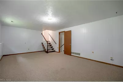 450 Layden Avenue, Canal Fulton, OH 44614 - Photo 13