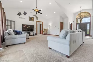 8233 Township Rd 466, Lakeville, OH 44638 - Photo 11