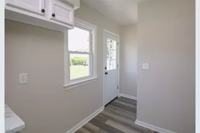 17 N Richview Avenue, Youngstown, OH 44509 - Photo 9