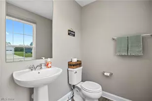 8109 Ashford Cir, North Ridgeville, OH 44039 - Photo 21