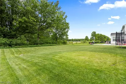 8109 Ashford Circle, North Ridgeville, OH 44039 - Photo 47