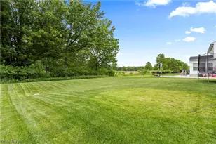 8109 Ashford Cir, North Ridgeville, OH 44039 - Photo 47