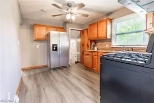 1333 W 23 St, Lorain, OH 44052 - Photo 13