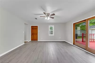 18517 Homeway Road, Loveland, OH 44135 - Photo 7