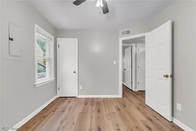 18517 Homeway Road, Loveland, OH 44135 - Photo 17