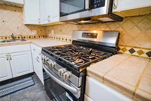 1700 28th St, Vienna, WV 26105 - Photo 31