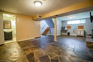1700 28th St, Vienna, WV 26105 - Photo 47