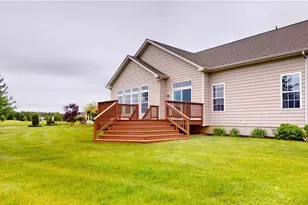 5786 Overlook Way, North Ridgeville, OH 44039 - Photo 3