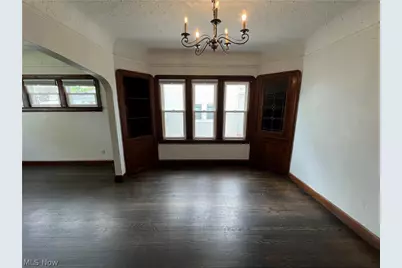 5406 Theota Avenue, Parma, OH 44129 - Photo 9