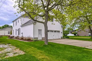 109 Seymour Ave, Mogadore, OH 44260 - Photo 41