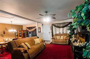 4624 Meadow Ln, South Lorain, OH 44055 - Photo 5