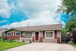 4624 Meadow Ln, South Lorain, OH 44055 - Photo 13