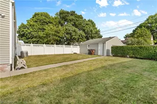 5915 Forest Ave, Parma, OH 44129 - Photo 17