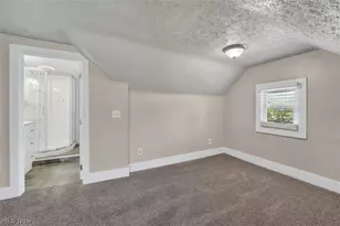 539 Lloyd St, Barberton, OH 44203 - Photo 39