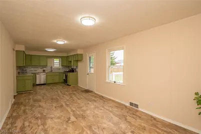 636 Page Street, Ravenna, OH 44266 - Photo 13