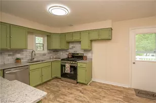 636 Page St, Ravenna, OH 44266 - Photo 9