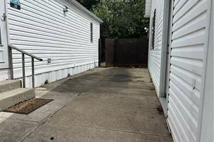 39 N Canal St, Frazeysburg, OH 43822 - Photo 25