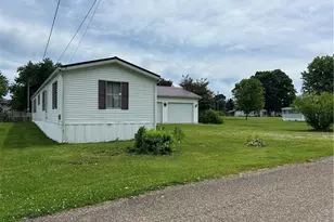 39 N Canal St, Frazeysburg, OH 43822 - Photo 31
