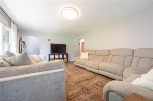 32 Lakeview Dr, Millersburg, OH 44654 - Photo 13