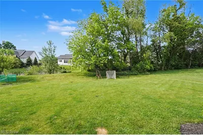 1705 Gate House Street NE, Canton, OH 44721 - Photo 47