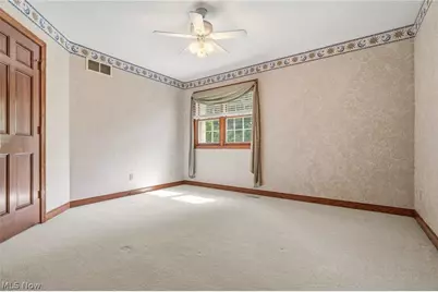 6442 Meadowsweet Avenue NW, Canton, OH 44718 - Photo 23