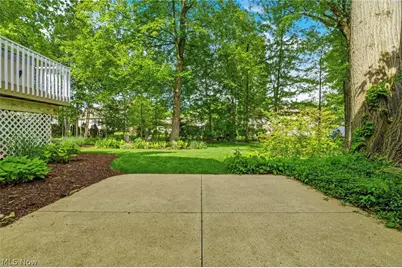 6442 Meadowsweet Avenue NW, Canton, OH 44718 - Photo 31