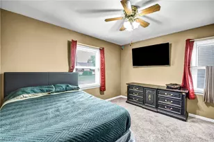 15300 Northwood Ave, Maple Heights, OH 44137 - Photo 21