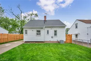 15300 Northwood Ave, Maple Heights, OH 44137 - Photo 45