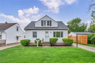 15300 Northwood Ave, Maple Heights, OH 44137 - Photo 3