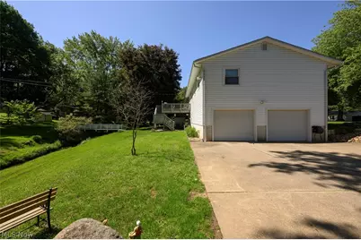 1300 Hyacinth Drive NE, North Canton, OH 44720 - Photo 33