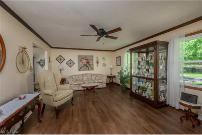 1300 Hyacinth Drive NE, North Canton, OH 44720 - Photo 5