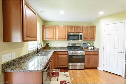592 Eastglen Circle, Tallmadge, OH 44278 - Photo 11
