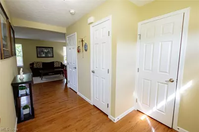 592 Eastglen Circle, Tallmadge, OH 44278 - Photo 5