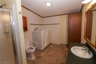 571 Sand Trap Cir, Painesville, OH 44077 - Photo 21