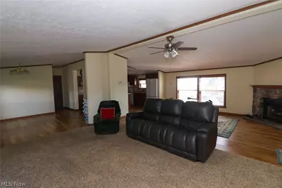 571 Sandtrap Circle, Painesville, OH 44077 - Photo 5