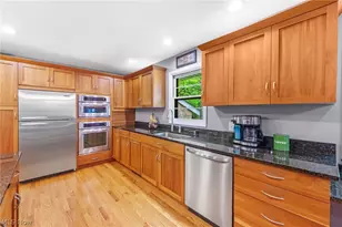 4587 Ranchwood Rd, Akron, OH 44333 - Photo 11